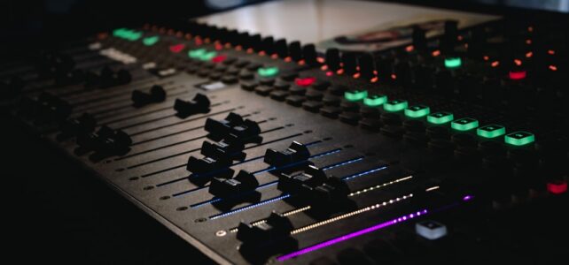 Hi-Fi Produkter: En Dybtgående Undersøgelse Hi-Fi Produkter: En Dybtgående Undersøgelse